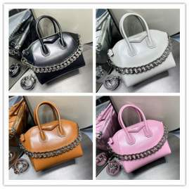 Picture of Givenchy Handbags _SKUfw240171261fw